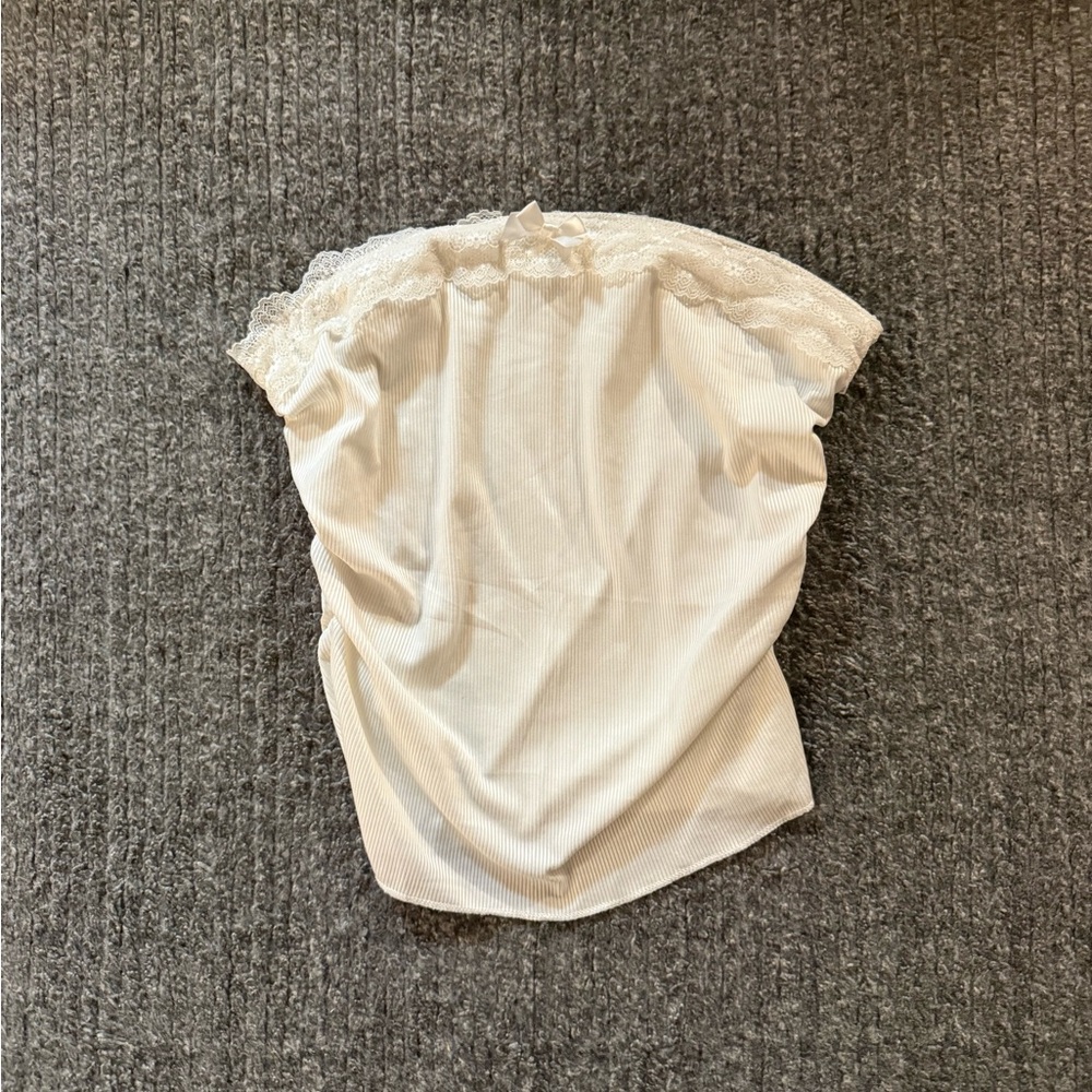 SHEIN White Lace Trim Tube Top